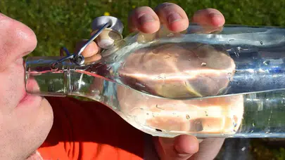 Yanlışlıkla iftar etmek orucu bozar mı, kaza mı gerekir kefaret mi? Ramazan 2026'da merak edilenler