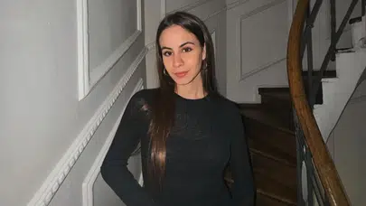 Naz Sayıner kaç yaşında, aslen nereli? Taşacak Bu Deniz Esme’nin gençliğini oynayan oyuncunun hayatı ve kariyeri