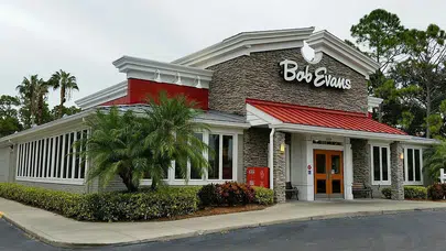 Bir dönemin simgesiydi, 76 yıllık Bob Evans el değiştirdi