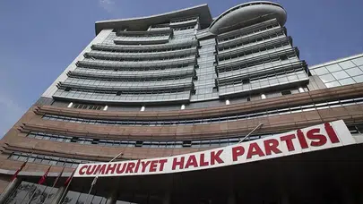 Yerel yönetimlerde kriz, CHP’de istifalar sürüyor!