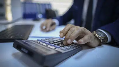 Ticaret ve Hazine Bakanlığı’ndan Sosyal Medya Düzenlemesi Vergi Kuralları Başladı