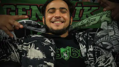 Arda Kaçmaz öldü mü, Nasıl Düştü, Neden Hayatını Kaybetti? Kocaelispor–Beşiktaş Maçında Tribünde Yaşanan Acı Olay