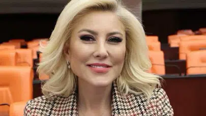 Şebnem Bursalı Kimin Kızı, Annesi Babası Kim, Ne İş Yapıyor?