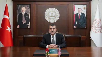 MEB ikinci dönem ara tatil ve Ramazan Bayramı tatili birleşti mi? 2025-2026 eğitim öğretim yılı tatil takvimi açıklandı