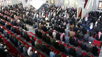 Cuma namazı kaç dakika sürer?