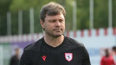 Ertuğrul Sağlam kimdir, kaç yaşında ve hangi takımları çalıştırdı? Türk teknik direktörün kariyeri