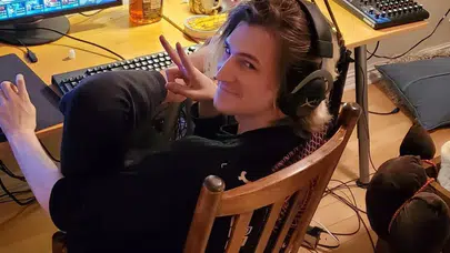 xQc kim, ne iş yapıyor, kaç yaşında, nereli, 12 saatlik  yayınla 1 milyon dolar mı kazandı?