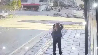 Mersin’de Feci Kavşak Kazası! 16 Yaşındaki Defne Hayatını Kaybetti