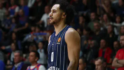 Anadolu Efes’te Larkin Depremi! Sakatlık Açıklaması Tartışmayı Büyüttü