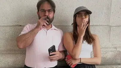 Afra Saraçoğlu’nun ailesi kim, babası Uğur Saraçoğlu ne iş yapar, kaç yaşında, evli mi, nereli?