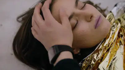 Taşacak Bu Deniz izleyiciyi gözyaşına boğdu