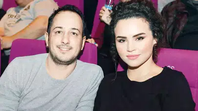 Sarp Apak kiminle evli, eşi (karısı) kim, Bengisu Uzunöz hayatı, kaç yaşında, mesleği ne, çocuğu var mı?