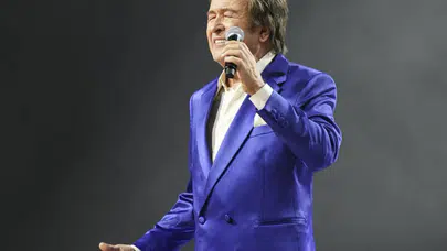 3 bin kişilik koro: Erol Evgin Ankara’da tarihi bir gece yaşattı