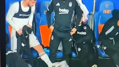 Siyah-Beyazlı Taraftara Mesaj! Kartal Kayra Yılmaz Özür Diledi