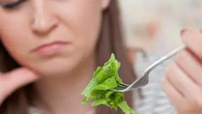 En sık yapılan diyet hataları nelerdir, kilo vermeyi neden zorlaştırır?