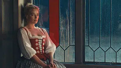 ABD Gişesinde Lider Değişti! 'Uğultulu Tepeler' İlk Sırada