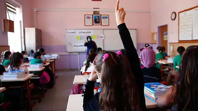 Okullarda Yeni Dönem, 12-18 Yaşa Bağımlılık Taraması Geliyor