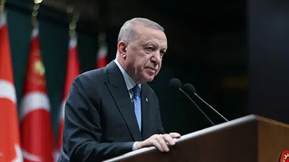 Kabine Zirvesinde Dikkat Çeken Başlıklar: İkramiye, İnfaz ve Diplomasi Trafiği