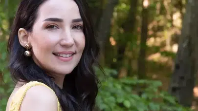 Sessizliği Bozan İpek Açar, 'Vurdum Kendimi Yalnıza' ile Geri Döndü