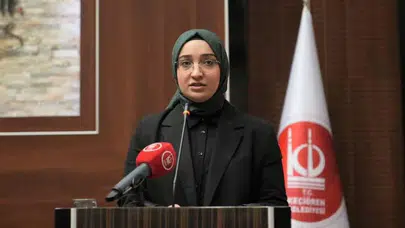 Keçiören Belediye Meclis Üyesi Azra Ceylan Öztürk CHP’den neden ayrıldı, siyasi kariyeri nasıl şekillendi?