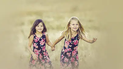 Rüyada Kız Kardeşini Görmek Ne Demek? Rüyada Kız Kardeşinle Konuştuğunu Görmek Ne Anlama Gelir?