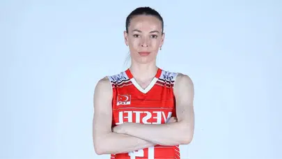 Eda Erdem’in Maaşı Ne Kadar, Yıllık Kazancı Kaç TL ve Fenerbahçe ile Sözleşme Ücreti Ne?