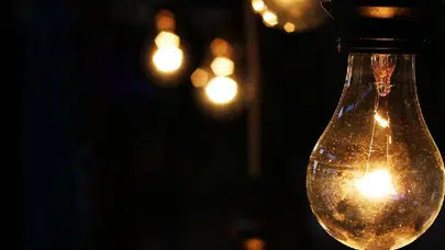 İstanbul’da 2 Şubat pazartesi elektrik kesintisi olacak mı? Hangi ilçelerde kesinti var, elektrikler ne zaman gelecek?