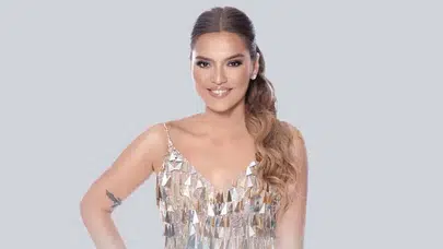 Demet Akalın’dan Geçmişe Yolculuk, Gençlik Fotoğrafı Sosyal Medyayı Salladı