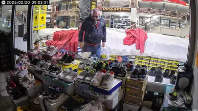 Elazığ’da ağzında sigara, çalıntı montla mağazayı soydu!