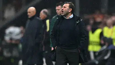 Juventus Maçında Kırılma Anı! Okan Buruk’un Mesajı Takımı Ayağa Kaldırdı