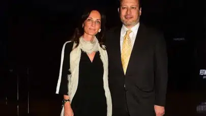 Burak Elmas ve Yelda Elmas boşandı mı, neden ayrıldılar? Galatasaray camiasını şaşırtan haber