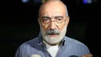 Ahmet Altan yaşıyor mu, cezaevinde mi hapiste mi, şuan nerede, suçu neydi?