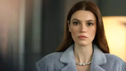 Yüsra Geyik Kimdir, Kaç Yaşında? Arka Sokaklar’dan Sonra Oynadığı Diziler, Son Projeler Neler?