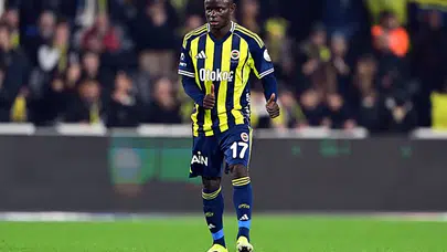 Fenerbahçe’de Maç Öncesi Beklenmeyen Kante Gelişmesi