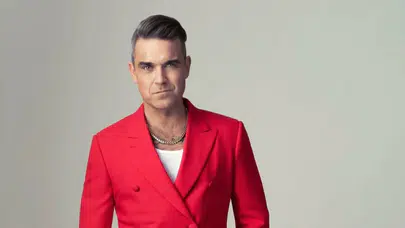Robbie Williams İstanbul’a Türk Eşiyle Geliyor! Ayda Field Kimdir?
