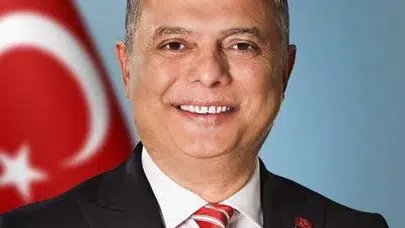 CHP Genel Başkan Adayı Ümit Uysal (KARİYERİ) hayatı, memleketi neresi, kaç yaşında evli mi, kaç çocuğu var?