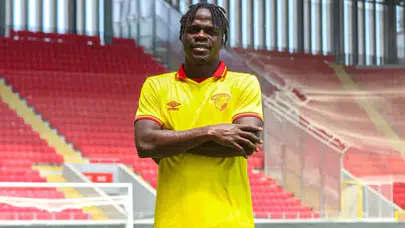 Beşiktaş Göztepe’den Junior Olaitan Transferini Bitirdi mi? 4.5 Yıllık Sözleşme, Ara Transfer Dönemi ve Son Gelişmeler