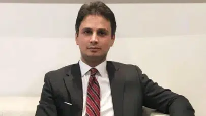 Furkan Torlak kariyeri ve kimdir, aslen nereli, kaç yaşında, babası Hamdi Torlak kim, eşi kim, Adalet Bakanlığı Basın Müşaviri mi oldu?