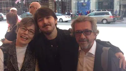 Mehmet Kenan Sınav hayatı (kimdir), kaç doğumlu, ne iş yapar, annesi kim, nerede eğitim aldı?