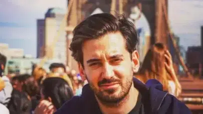 Deniz Uras kimdir, kimin oğlu? Cüneyt Özdemir’in ekibindeki Deniz Uras’ın hayatı