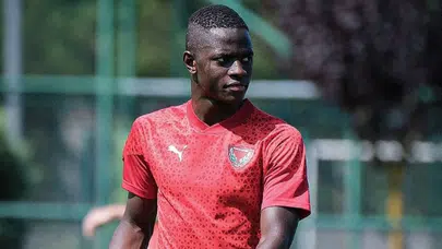 Ussumane Djabi kimdir, nereli, kaç yaşında? Hangi takımlarda oynadı, maaşı ve piyasa değeri?