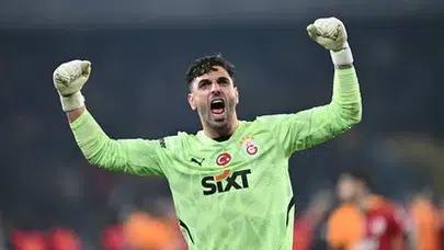 Galatasaray’da Kalede Yaprak Dökümü! Günay Gidiyor, Genç Eldiven Geliyor