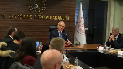 Bakan Ersoy: 'Türkiye’nin Turizm Gücünü Dijital Platformlarda Daha Etkin ve Adil Bir Yapıyla Büyütmeye Devam Edeceğiz'