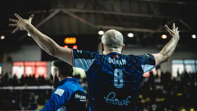 Zirve Yarışını Değiştirecek Maç! Halkbank ile Fenerbahçe Medicana Karşı Karşıya