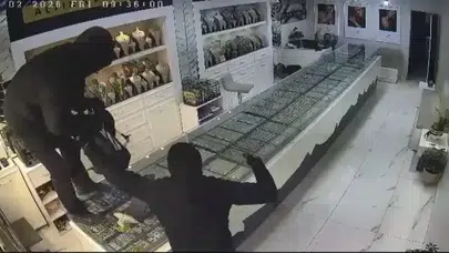 Batman’da 90 saniyede milyonluk soygun kamerada!