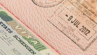 Türk vatandaşlarına AB’den 5 yıllık vize kolaylığı var mı? Cascade sistemiyle 2026 Schengen vizesi şartları neler?