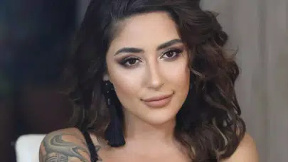 Melek Mosso’nun bilinmeyen hayat hikâyesi: Kayseri’den sahnelere uzanan yol!