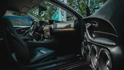 ARABAYA SES SİSTEMİ TAKMAK YASAK MI! Subwoofer ve amfi kullanmanın cezası var mı?