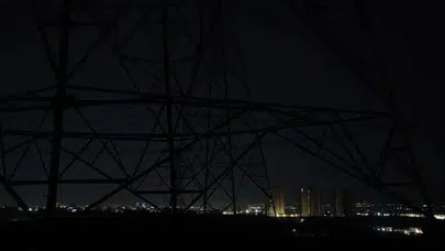 Enerji arzı durdu mu, İran elektrikler kesildi mi?