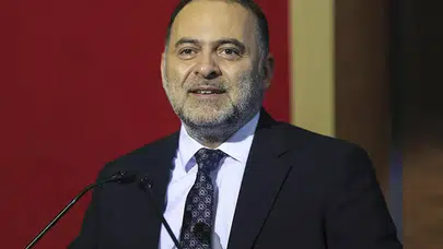 Çip tasarımından devlet yönetimine uzanan dikkat çekici kariyer